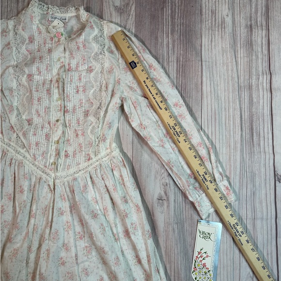 NWT Women’s Vintage Willow Creek USA Lace & Floral Intimate Maxi Dress - Picture 6 of 12